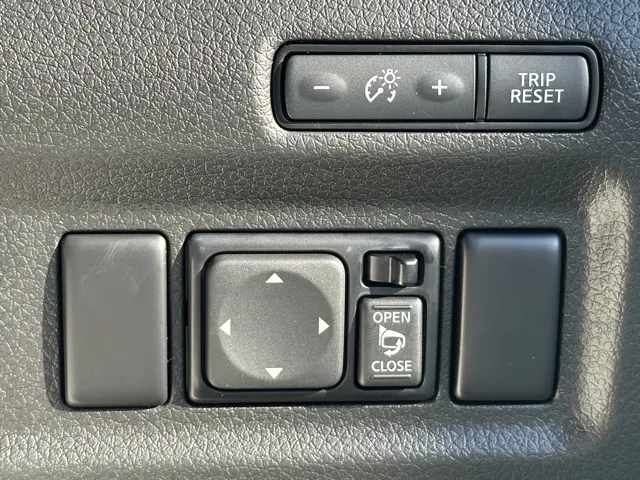 キャラバン(ニッサン)ディーゼル ロングGRANDプレミアムGX 4WD登録済未使用車 15