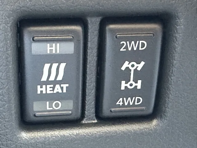 キャラバン(ニッサン)ディーゼル ロングGRANDプレミアムGX 4WD登録済未使用車 16