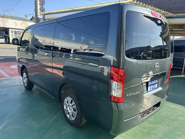 キャラバン(ニッサン)ディーゼル ロングGRANDプレミアムGX 4WD登録済未使用車 2