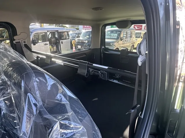 キャラバン(ニッサン)ディーゼル ロングGRANDプレミアムGX 4WD登録済未使用車 5