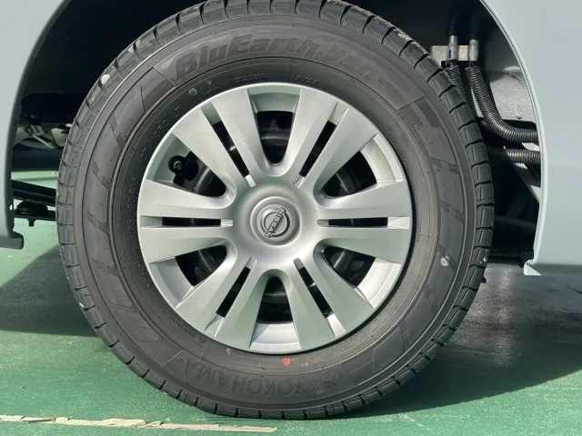 キャラバン(ニッサン)ディーゼル ロングGRANDプレミアムGX 4WD登録済未使用車 12