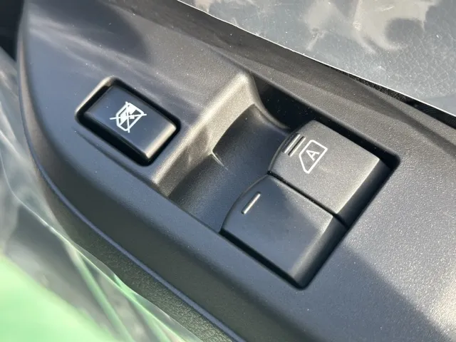 キャラバン(ニッサン)ディーゼル ロングGRANDプレミアムGX 4WD登録済未使用車 14