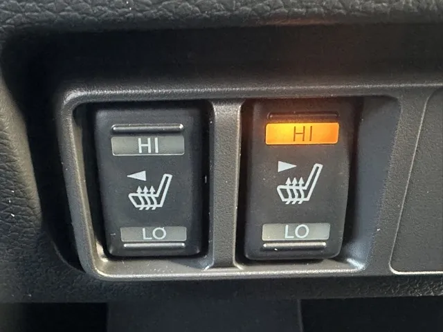 キャラバン(ニッサン)ディーゼル ロングGRANDプレミアムGX 4WD登録済未使用車 19