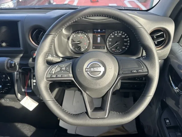 キャラバン(ニッサン)ディーゼル ロングGRANDプレミアムGX 4WD登録済未使用車 7