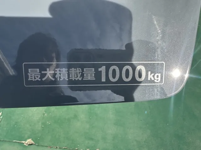 キャラバン(ニッサン)ディーゼル ロングGRANDプレミアムGX 4WD登録済未使用車 8