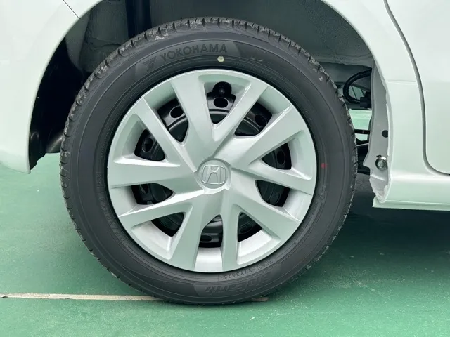 N-BOX(ホンダ)N-BOX コンフォートＰ届出済未使用車 14