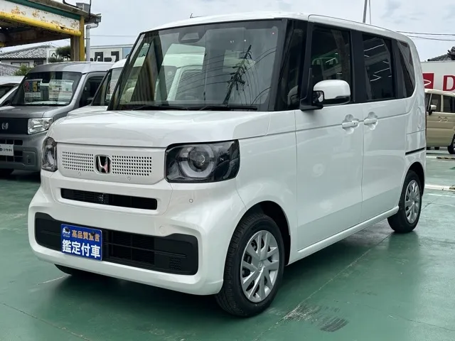N-BOX(ホンダ)N-BOX コンフォートＰ届出済未使用車 1