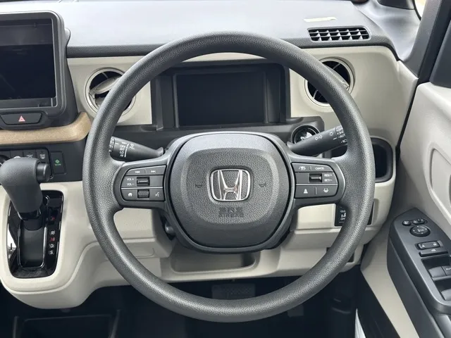 N-BOX(ホンダ)N-BOX コンフォートＰ届出済未使用車 6