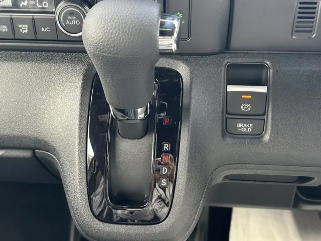 N-BOX(ホンダ)N-BOXカスタムターボ届出済未使用車 16