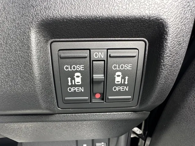 N-BOX(ホンダ)N-BOXカスタムターボ届出済未使用車 21