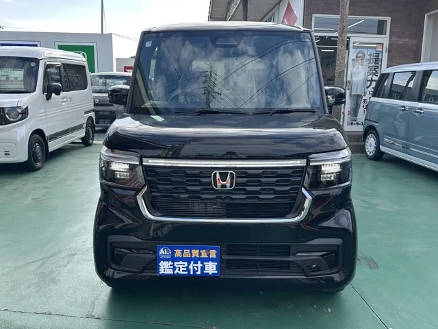 N-BOX(ホンダ)N-BOXカスタムターボ届出済未使用車 25