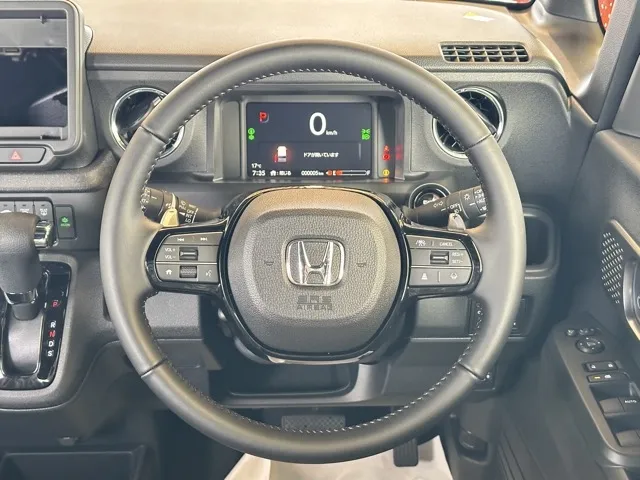 N-BOX(ホンダ)N-BOXカスタムターボ届出済未使用車 7