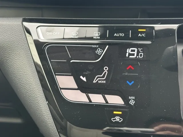 デイズ(ニッサン)Ｘ届出済未使用車 16