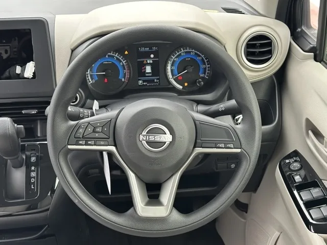 デイズ(ニッサン)Ｘ届出済未使用車 6