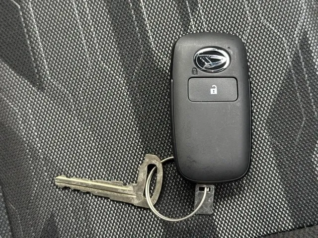 タフト(ダイハツ)X エコアイドルレス届出済未使用車 22