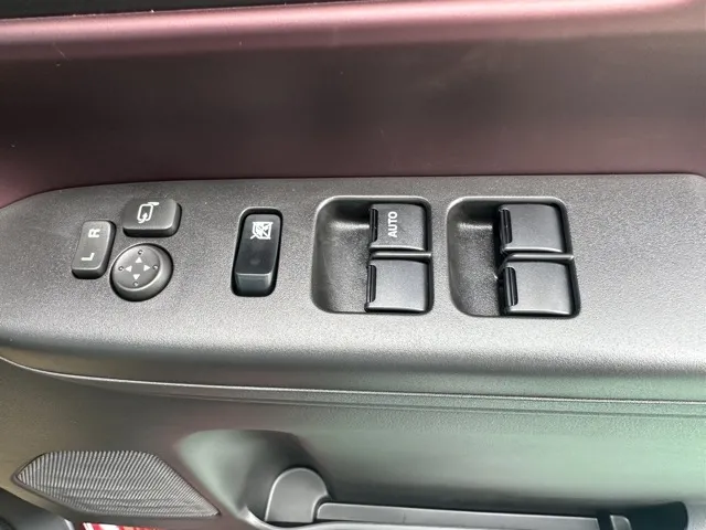 スペーシア(スズキ)ハイブリッドXS 全方位ナビ届出済未使用車 12