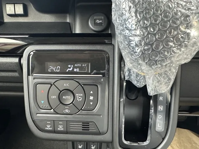 スペーシア(スズキ)ハイブリッドXS 全方位ナビ届出済未使用車 13