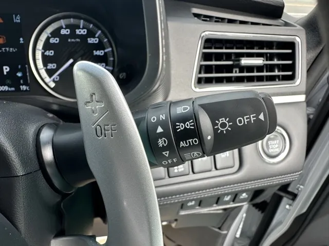 デリカD:5(三菱)Ｐ 7人 ナビ取付PKGⅡ オートステップ付レンタ登録済未使用車 21