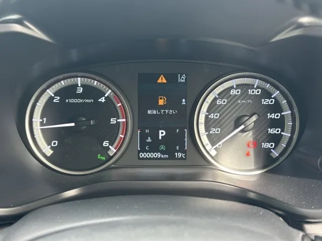 デリカD:5(三菱)Ｐ 7人 ナビ取付PKGⅡ オートステップ付レンタ登録済未使用車 22