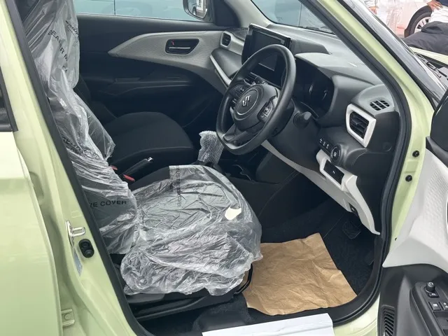 スイフト(スズキ)XG登録済未使用車 12