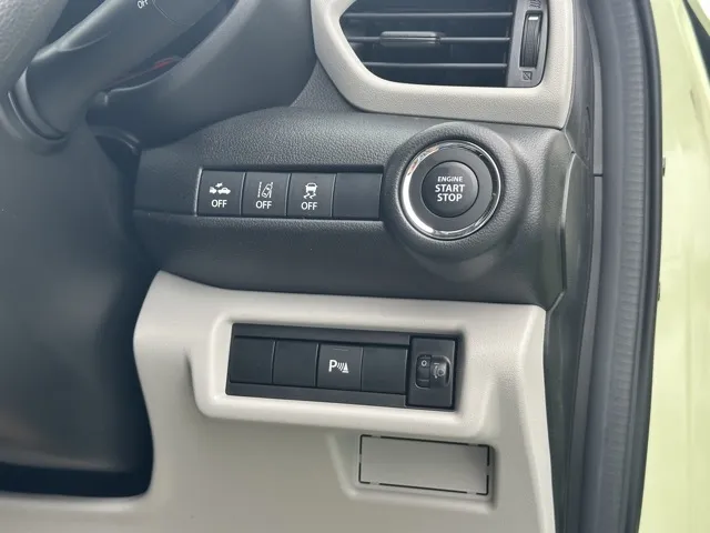 スイフト(スズキ)XG登録済未使用車 14