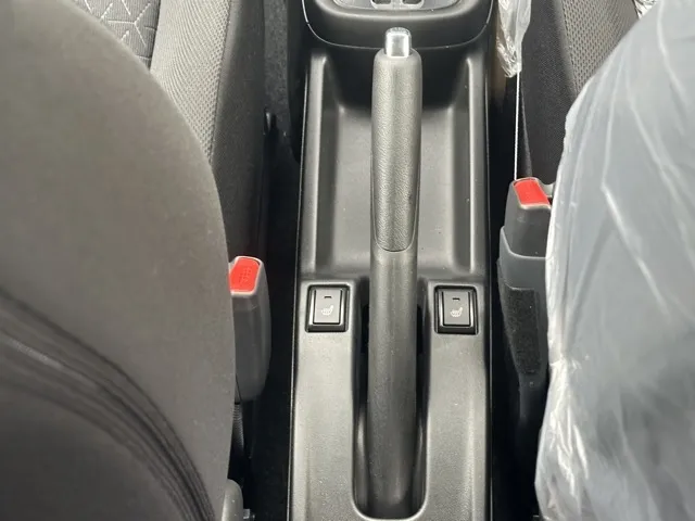 スイフト(スズキ)XG登録済未使用車 18