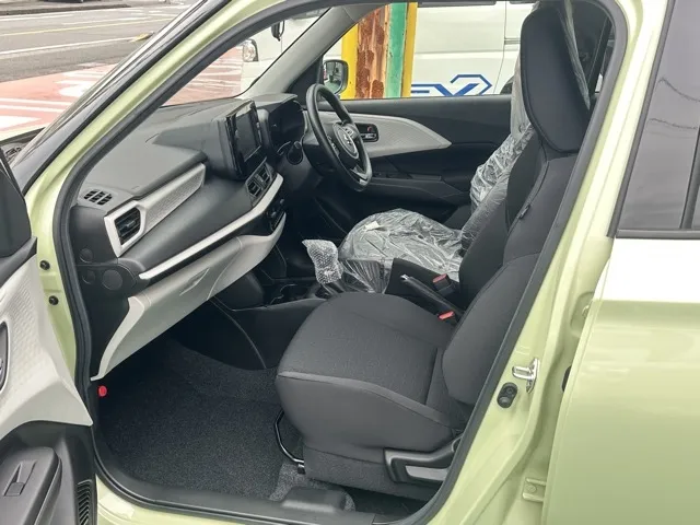 スイフト(スズキ)XG登録済未使用車 3