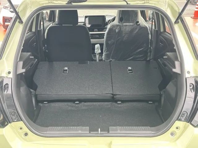 スイフト(スズキ)XG登録済未使用車 8