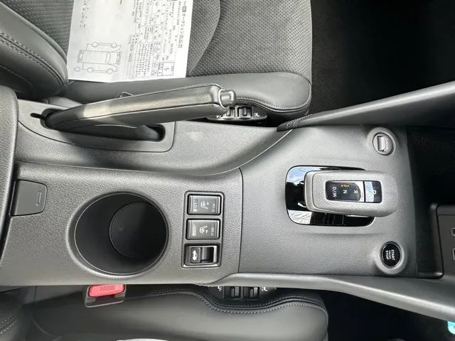 フェアレディZ(ニッサン)バージョンST AT登録済未使用車 11