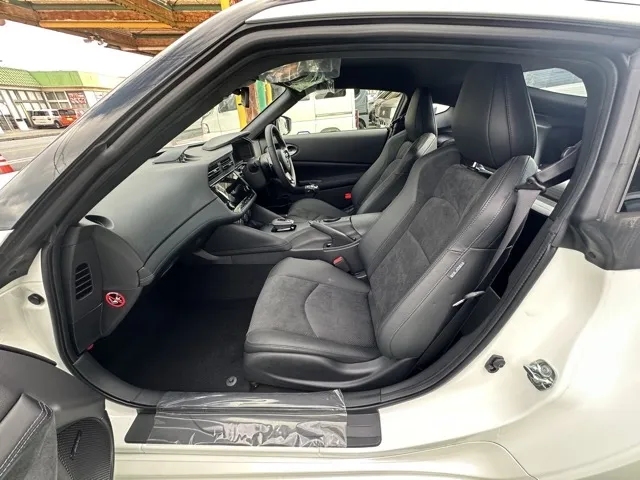 フェアレディZ(ニッサン)バージョンST AT登録済未使用車 3