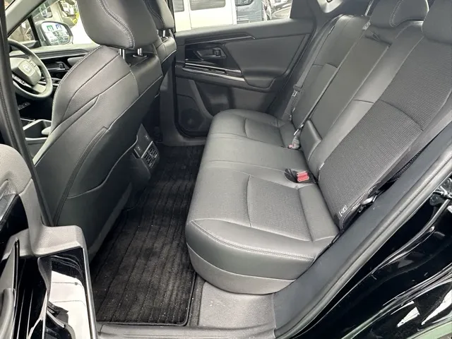 bZ4X(トヨタ)Z中古車 4