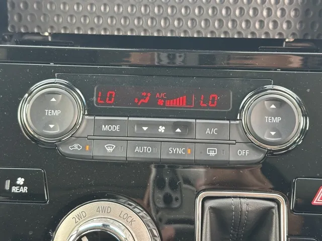 デリカD:5(三菱)Ｐ 8人 ナビ取付PKGⅡ オートステップ付レンタ登録済未使用車 22