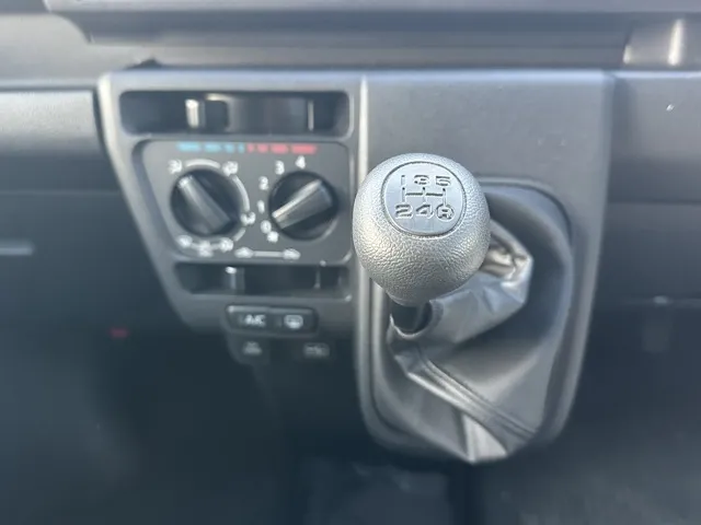 ハイゼット(ダイハツ)クルーズ 5MT中古車 18