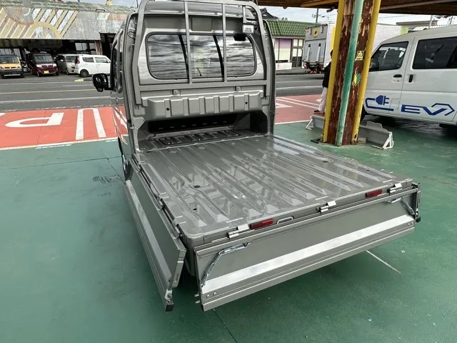 キャリートラック(スズキ)スーパーキャリイＸ ＡＴ届出済未使用車 9
