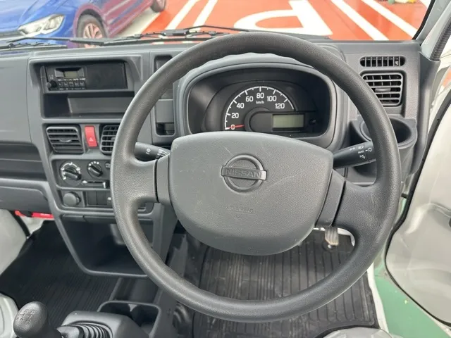 クリッパートラック(ニッサン)DX MT 4WD中古車 5