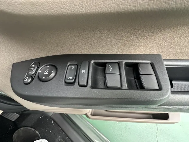 N-BOX(ホンダ)JOY届出済未使用車 21