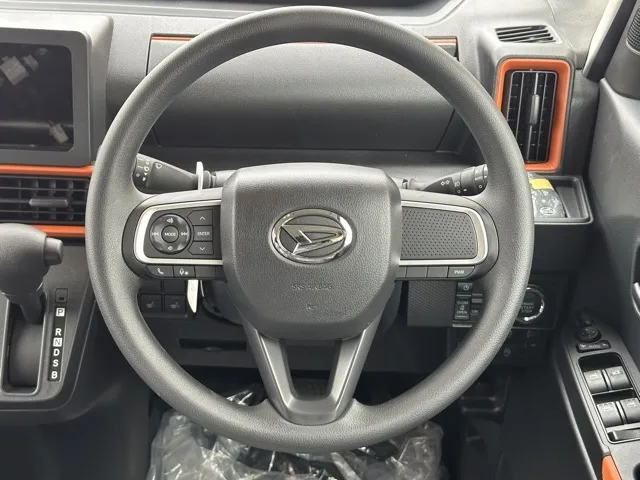 タント(ダイハツ)ファンクロス届出済未使用車 7