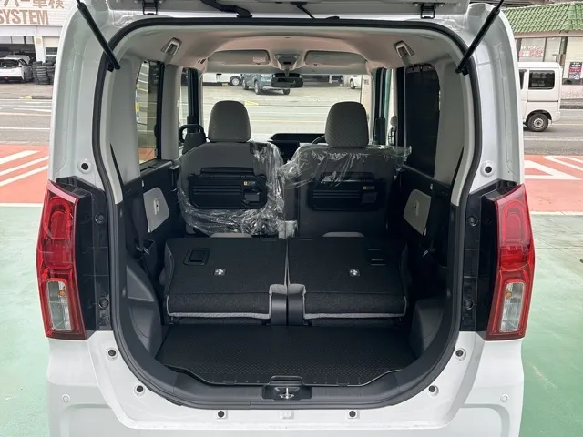 タント(ダイハツ)X届出済未使用車 11