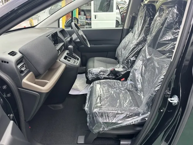 フリード(ホンダ)エアー EX 6人乗新車見本展示無 3