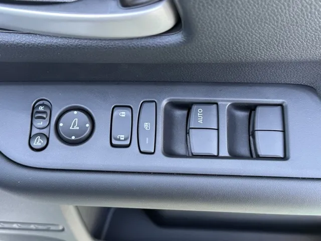 フリード(ホンダ)エアー EX 6人乗新車見本展示無 16