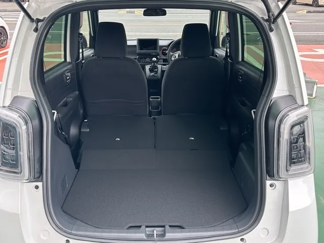 N-ONE(ホンダ)ＲＳ ６ＭＴ届出済未使用車 9