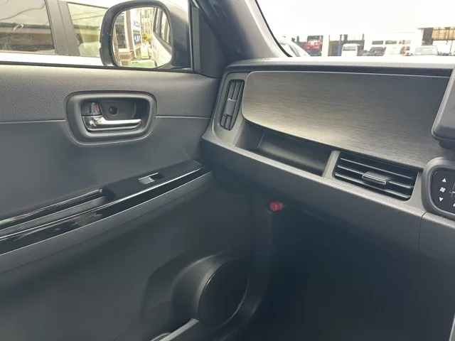 N-ONE(ホンダ)ＲＳ ６ＭＴ届出済未使用車 17