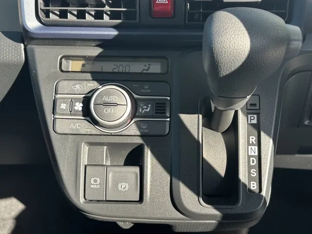 タント(ダイハツ)X届出済未使用車 17