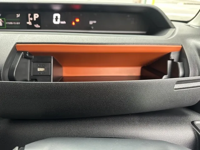 タント(ダイハツ)ファンクロス届出済未使用車 18