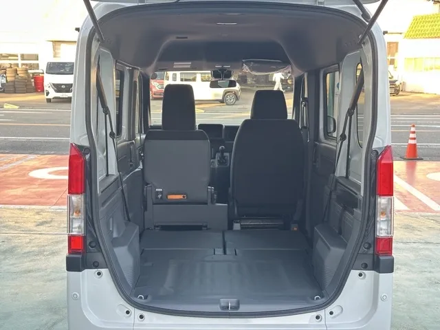 N-VAN(ホンダ)Gタイプ MT ４WD届出済未使用車 9