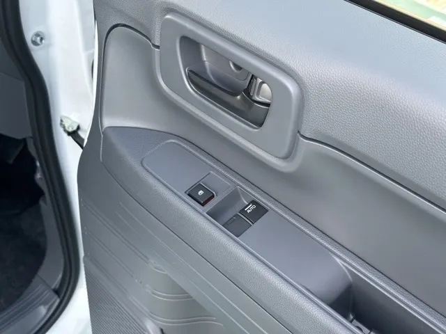 N-VAN(ホンダ)Gタイプ MT ４WD届出済未使用車 12