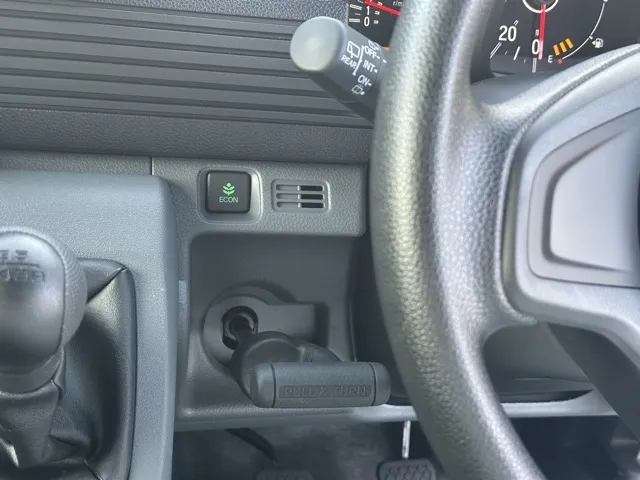 N-VAN(ホンダ)Gタイプ MT ４WD届出済未使用車 19