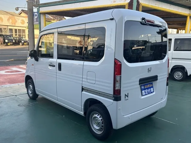 N-VAN(ホンダ)Gタイプ MT ４WD届出済未使用車 2