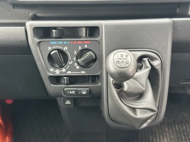 ハイゼット(ダイハツ)デラックス 4WD MT中古車 16