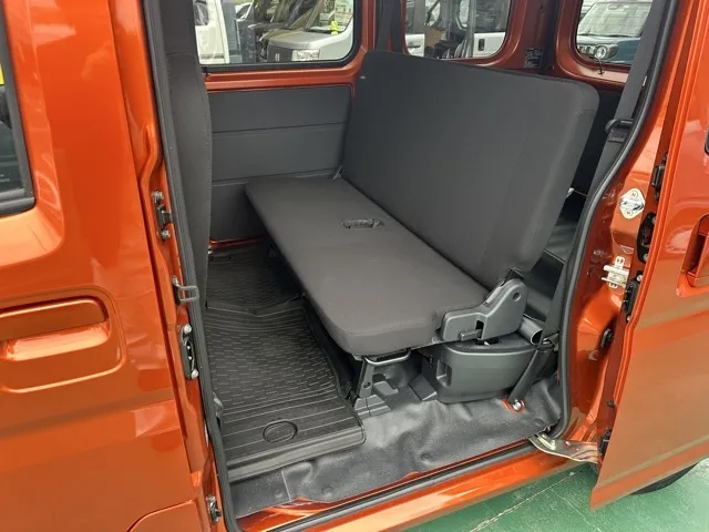 ハイゼット(ダイハツ)デラックス 4WD MT中古車 4